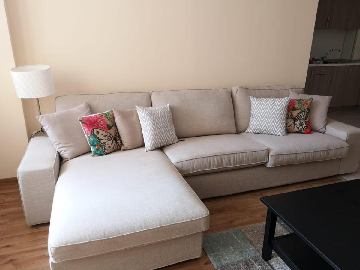 Flora Beach Private Aparthotel Pomorie Exterior foto